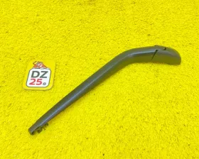 Дворник 5-й двери TOYOTA