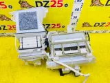Печка салона TOYOTA ISIS 2013/Цвет 070 8713044150 ZGM15W 2ZRFAE, передняя