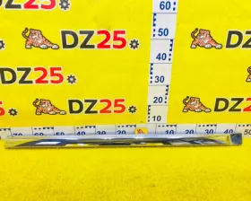 Молдинг на дверь Nissan