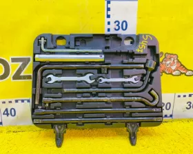 Инструментальный ящик TOYOTA