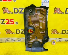 Пластиковая крышка на двс TOYOTA