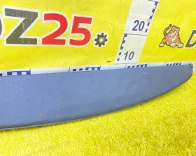 Шторка багажника Toyota