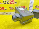 Корпус воздушного фильтра TOYOTA LAND CRUISER 1998/Цвет 8L4 1770050170 UZJ100W 2UZFE, передний