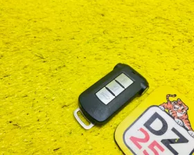 Ключ зажигания MITSUBISHI