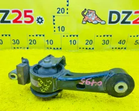 Подушка двигателя Toyota