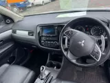 СТОЙКА ПАРА ЛЕВАЯ И ПРАВАЯ MITSUBISHI OUTLANDER 2013/Цвет W13B 4060A546 GG2W 4B11, передняя