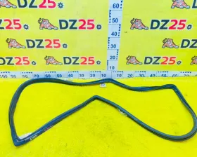 Молдинг лобового стекла TOYOTA