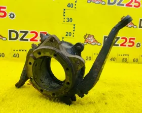 Поворотный кулак Toyota