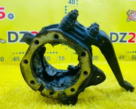 Поворотный кулак Toyota
