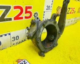 Поворотный кулак TOYOTA