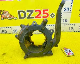 Поворотный кулак TOYOTA