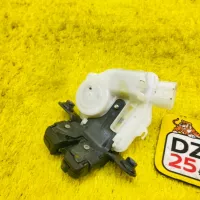 Замок 5-й двери TOYOTA