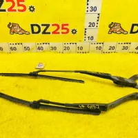 Дворник лобового стекла Mercedes-Benz