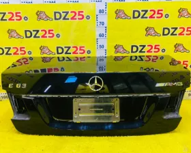 Крышка багажника Mercedes-Benz