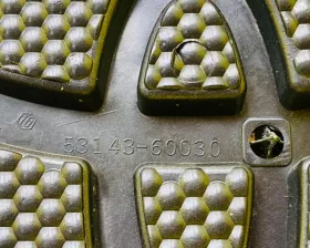 Эмблема Toyota