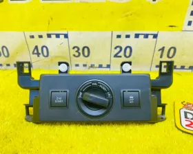 Кнопка включения 4WD Toyota