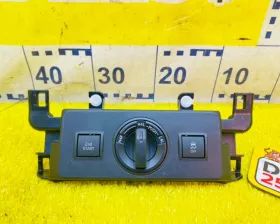 Кнопка включения 4WD Toyota