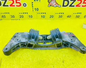 Подушка коробки передач BMW