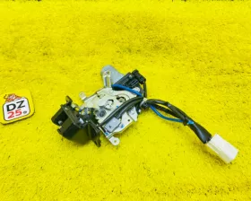 Замок 5-й двери TOYOTA