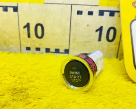 Кнопка старта TOYOTA
