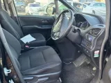 Бачок стеклоомывателя TOYOTA NOAH 2014/Цвет 202 8531528340 ZWR80G 2ZRFXE, передний