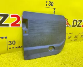 Пластиковая крышка на двс TOYOTA