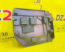 Пластиковая крышка на двс TOYOTA