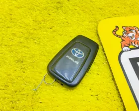 Ключ зажигания TOYOTA