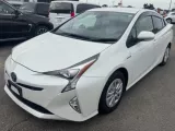 Бардачок между сиденьями TOYOTA PRIUS 2016/Цвет 070 5891047040C2 ZVW50 2ZRFXE, передний