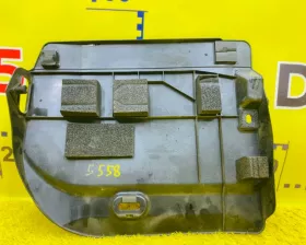 Пластиковая крышка на двс TOYOTA