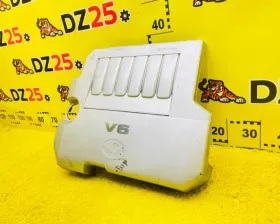 Пластиковая крышка на двс TOYOTA