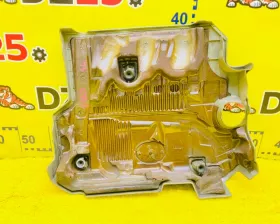 Пластиковая крышка на двс TOYOTA