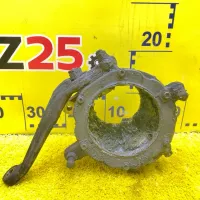 Поворотный кулак TOYOTA