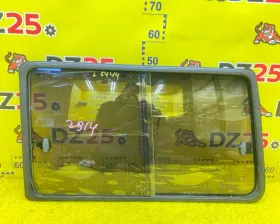 Стекло собачника Toyota