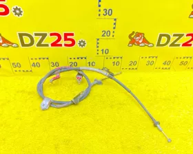 Тросик ручника TOYOTA