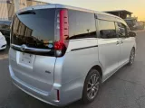СТОЙКА ПАРА ЛЕВАЯ И ПРАВАЯ TOYOTA ESQUIRE 2014/Цвет 1F7 4851080657 ZWR80G 2ZRFXE, передняя