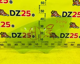 Стекло двери Mercedes-Benz