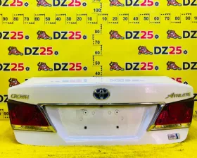 Крышка багажника Toyota