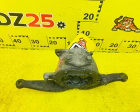 Поворотный кулак TOYOTA