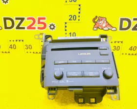 Магнитофон TOYOTA