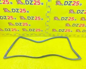 Молдинг лобового стекла Toyota