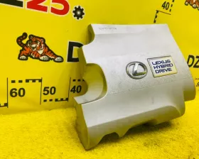 Пластиковая крышка на двс Toyota