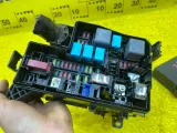 Блок предохранителей TOYOTA HARRIER 2014/Цвет 220 8263048010 AVU65W 2ARFXE, передний