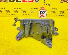 Блок предохранителей Toyota