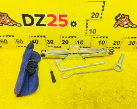 Поддомкратник/ домкрат Honda