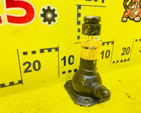 Поддомкратник/ домкрат Toyota