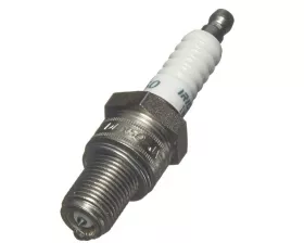 Свеча зажигания DENSO