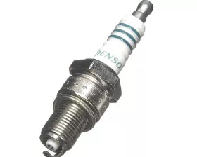 Свеча зажигания DENSO