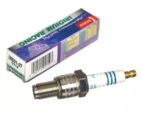 Свеча зажигания DENSO