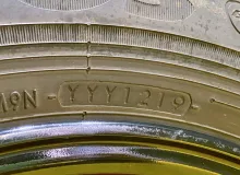 Колеса на дисках Toyota 5x100 c шинами Yokohama 195/65R15